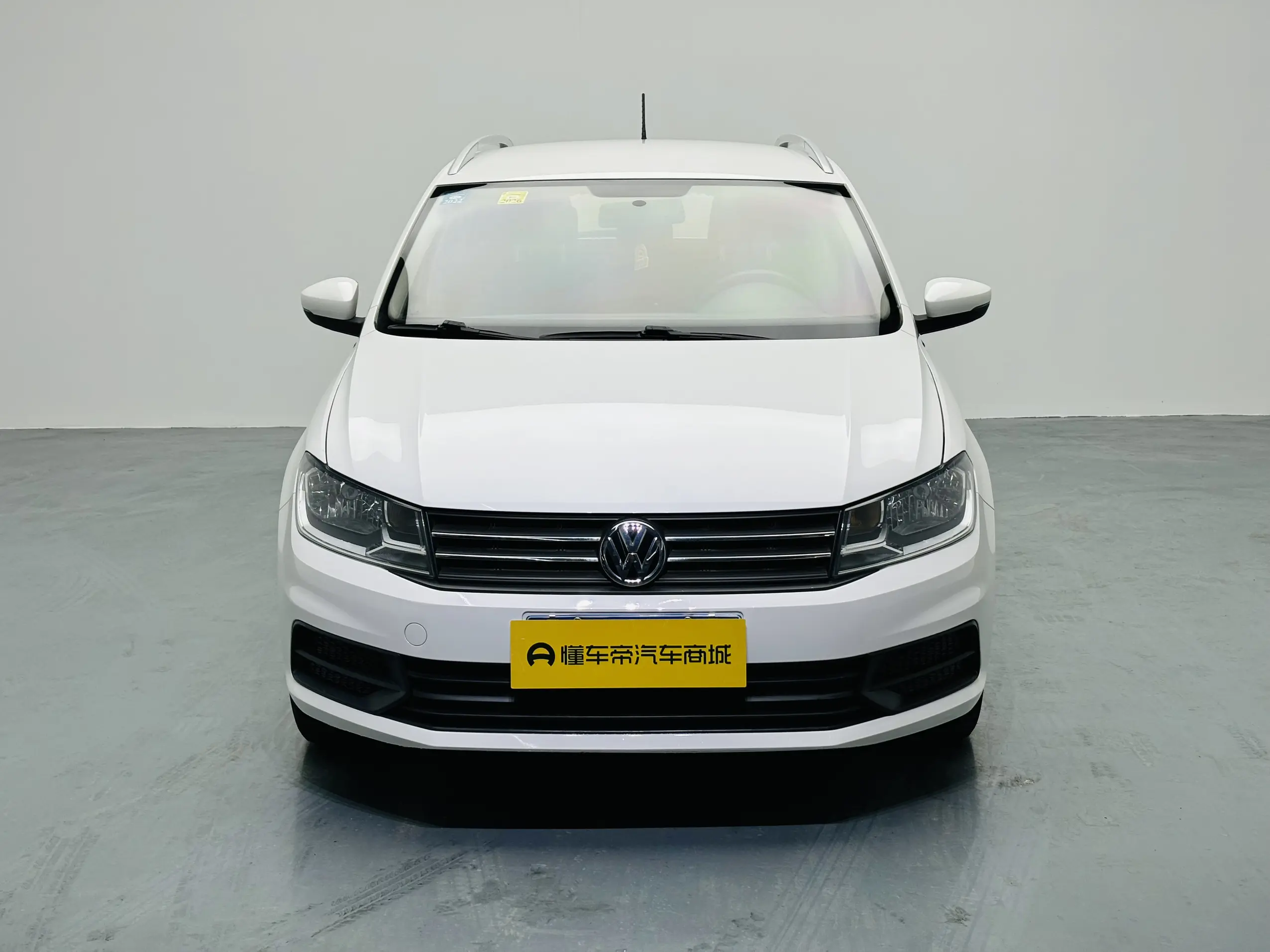 Volkswagen Santana  из Китая