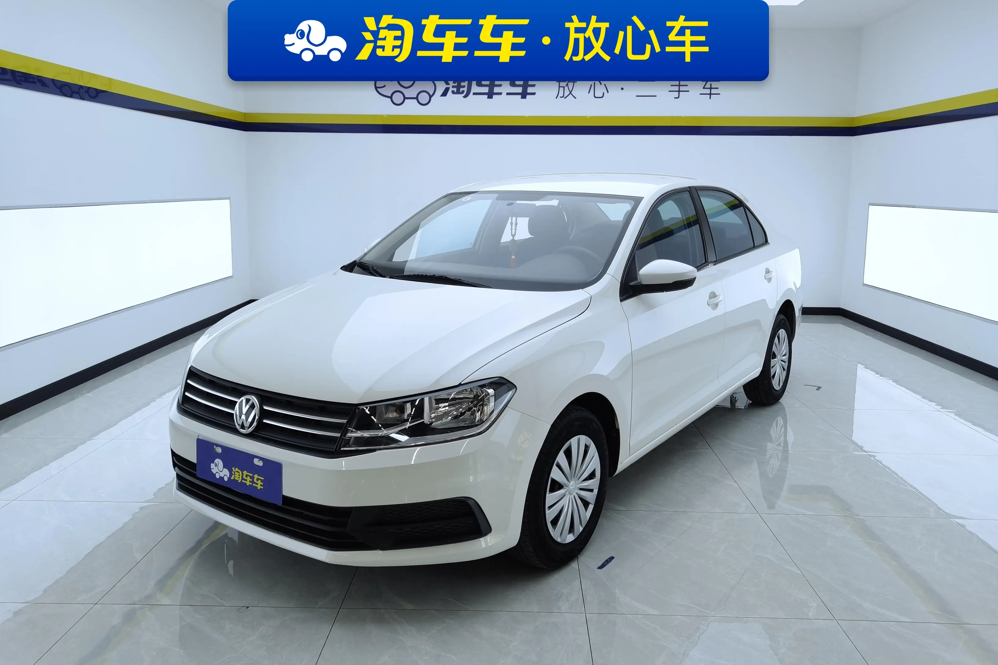 Volkswagen Santana  из Китая