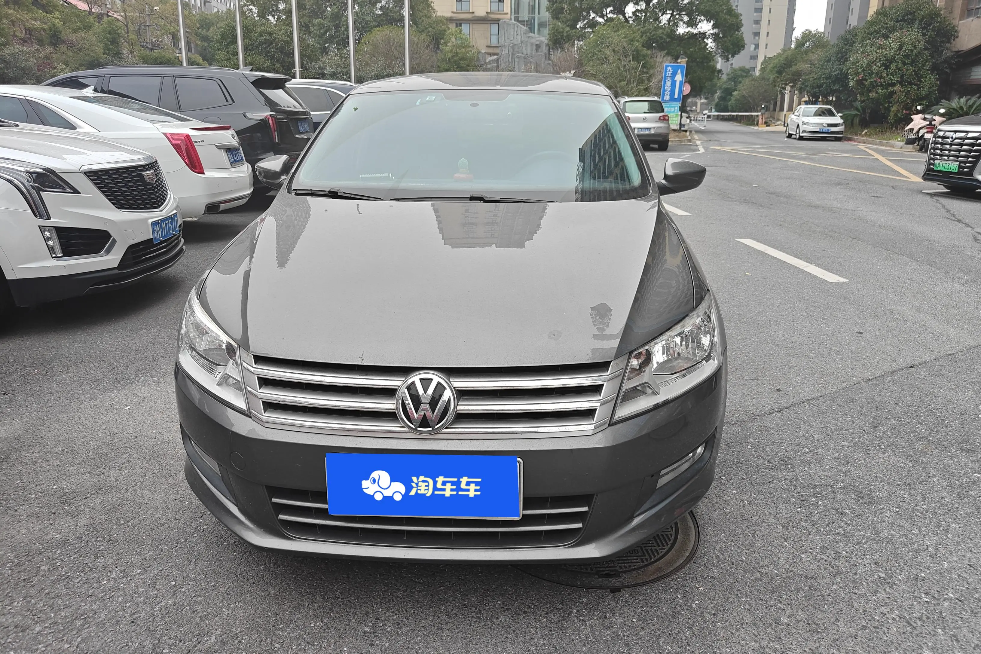 Volkswagen Santana  из Китая