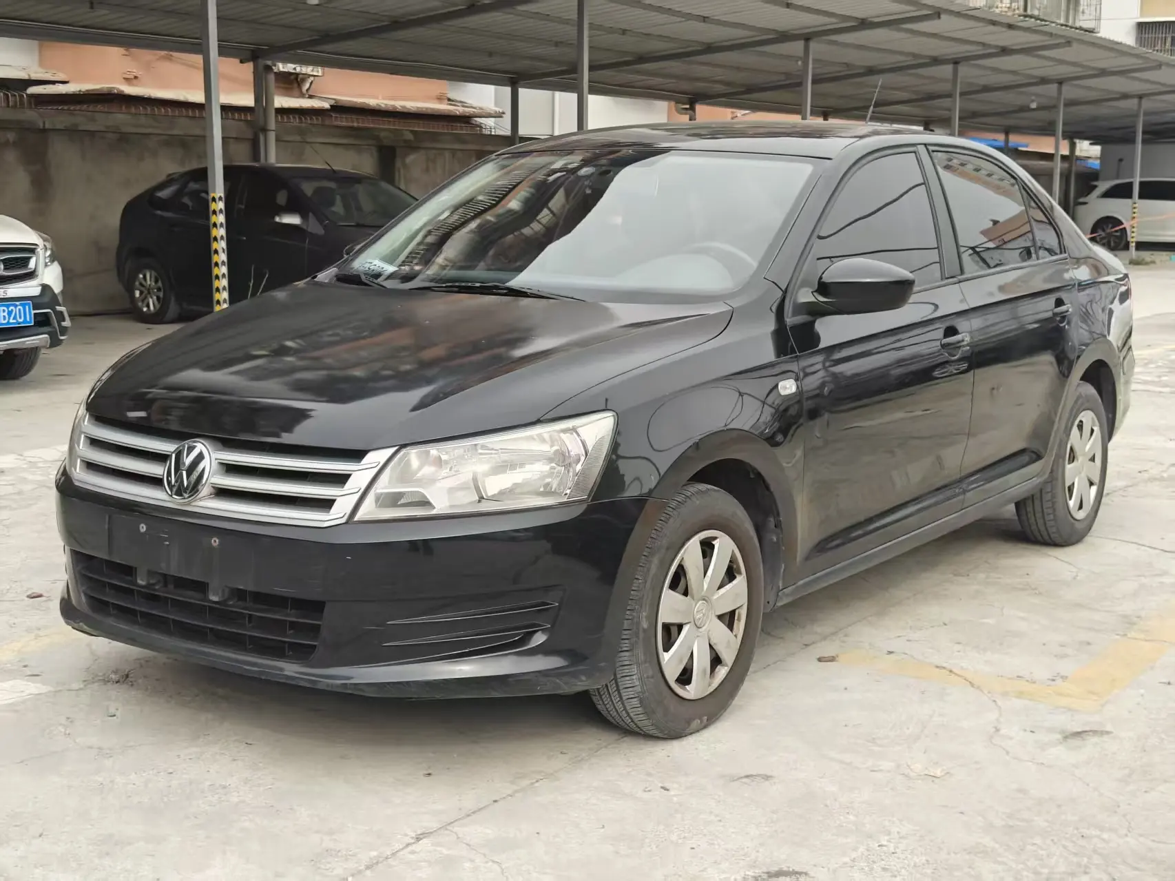 Volkswagen Santana  из Китая