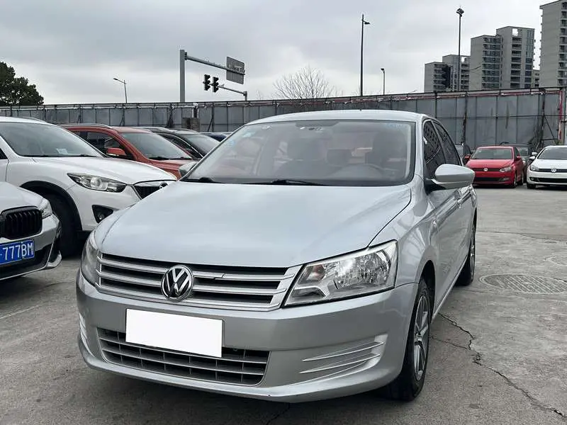 Volkswagen Santana  из Китая