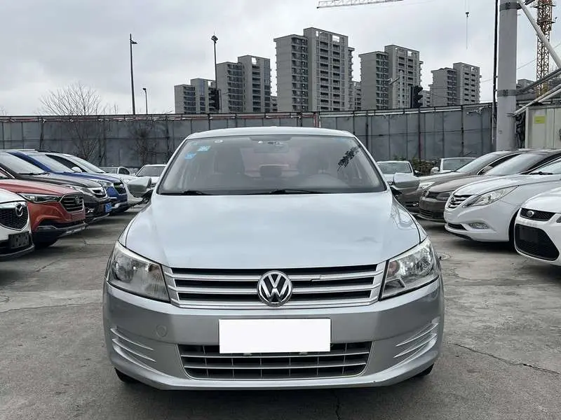 Volkswagen Santana  из Китая