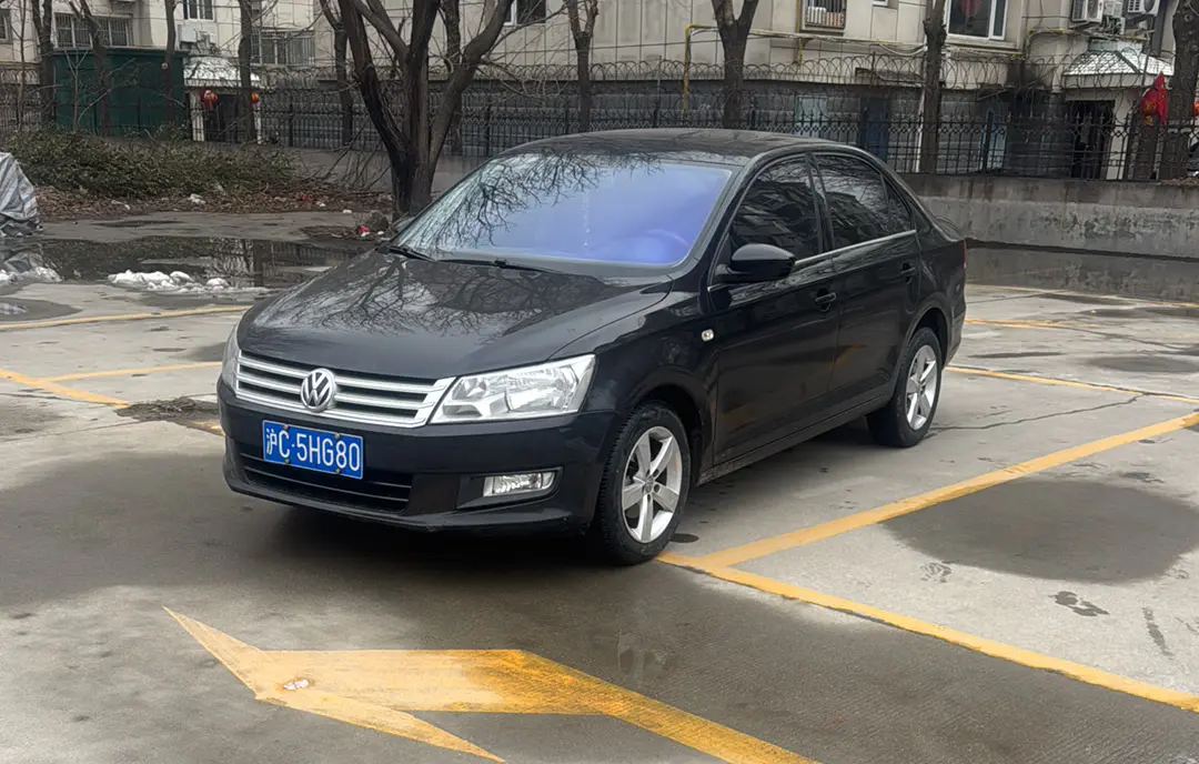 Volkswagen Santana  из Китая