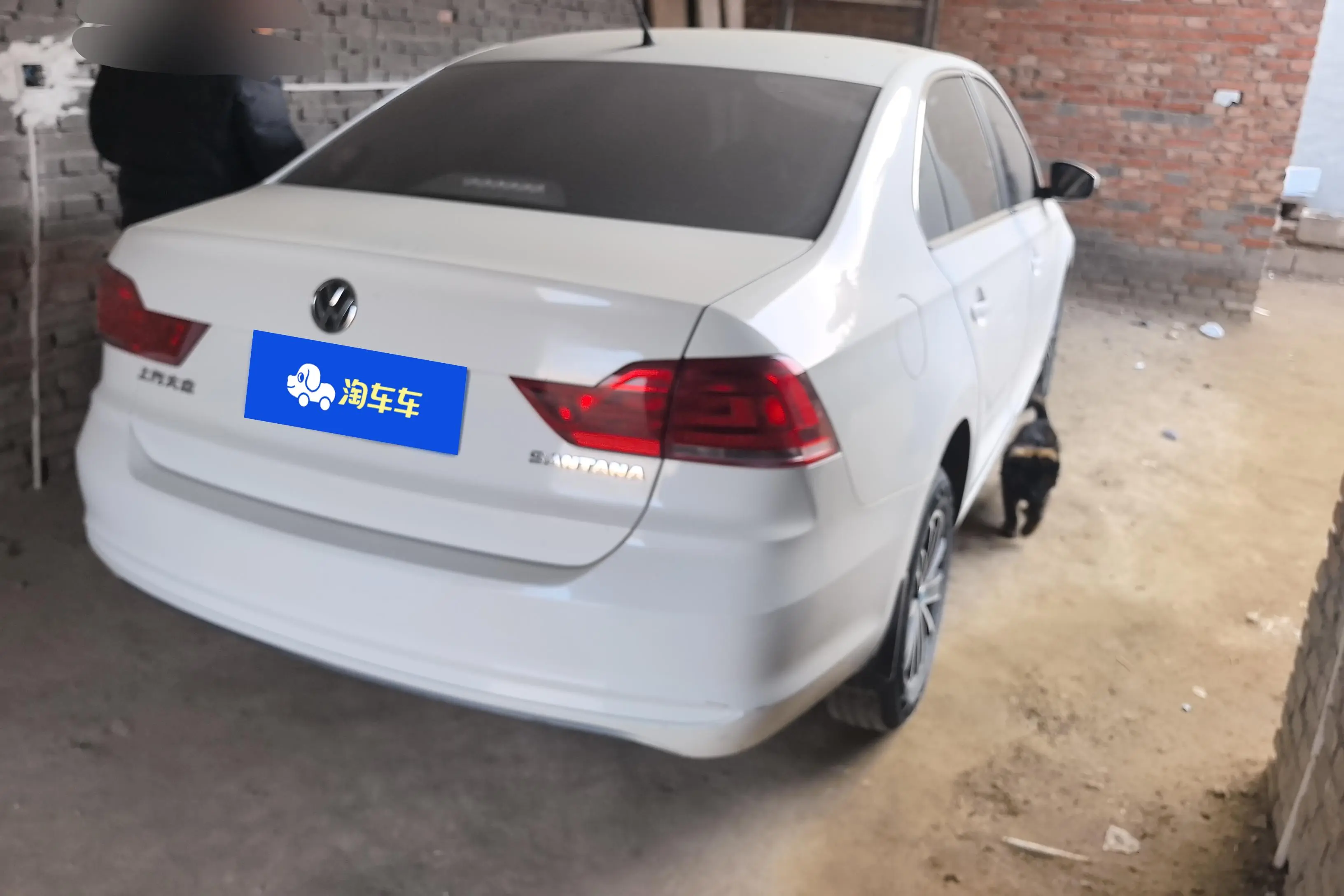 Volkswagen Santana  из Китая