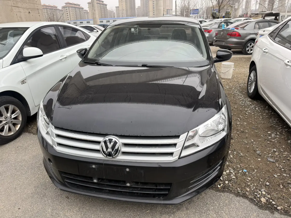 Volkswagen Santana  из Китая