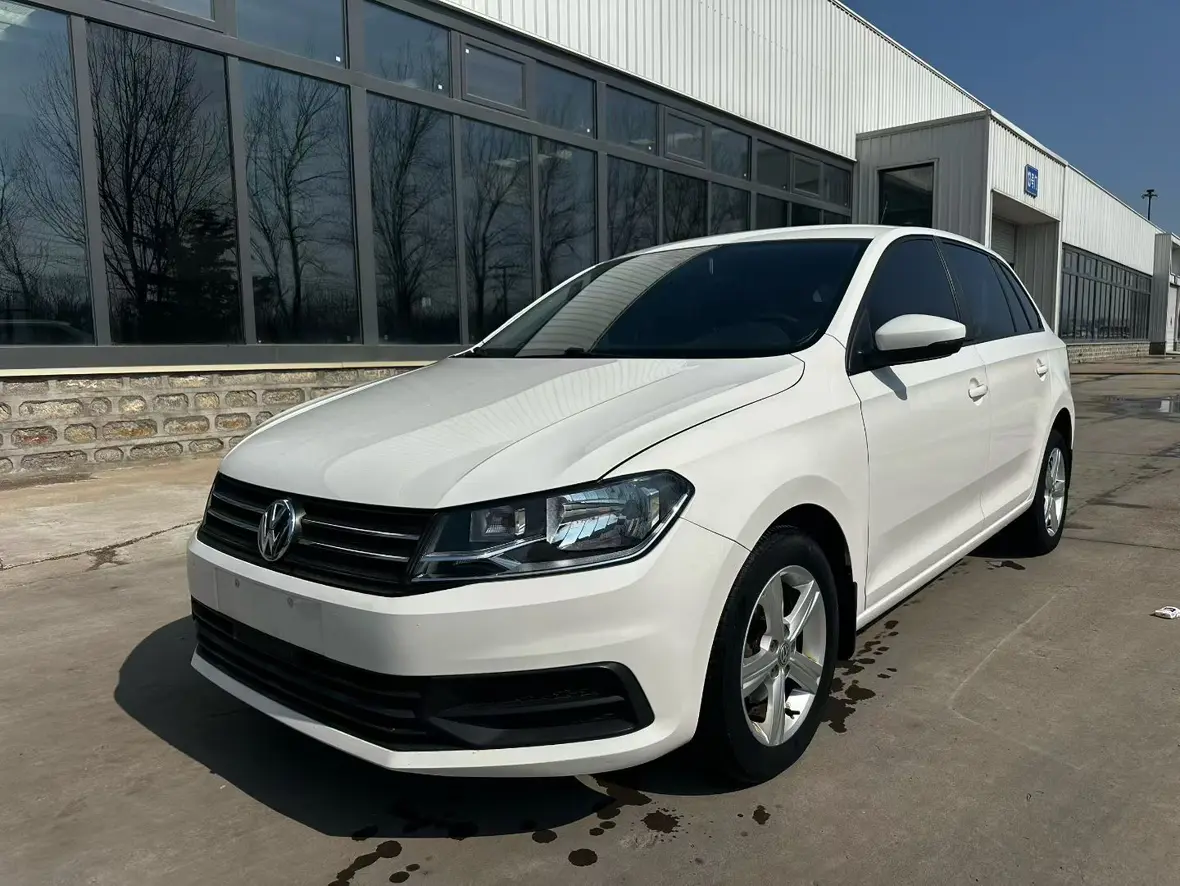 Volkswagen Santana  из Китая