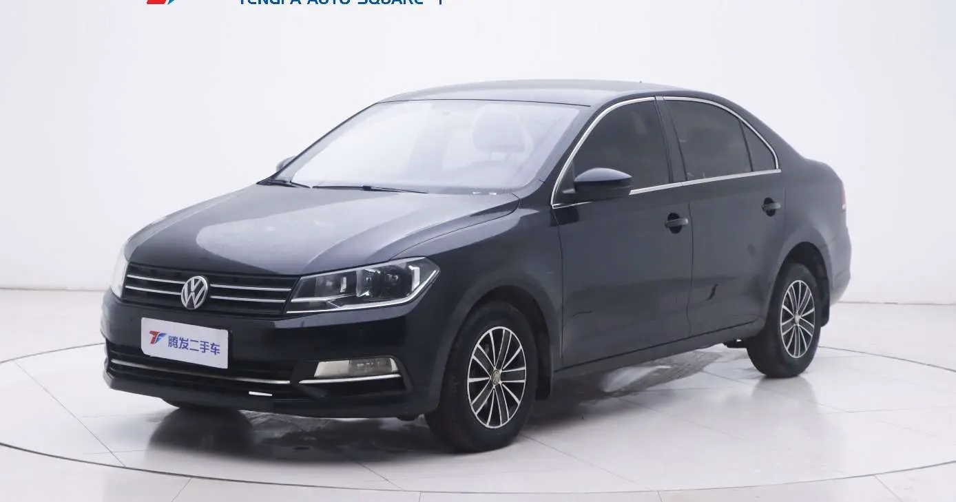 Volkswagen Santana  из Китая