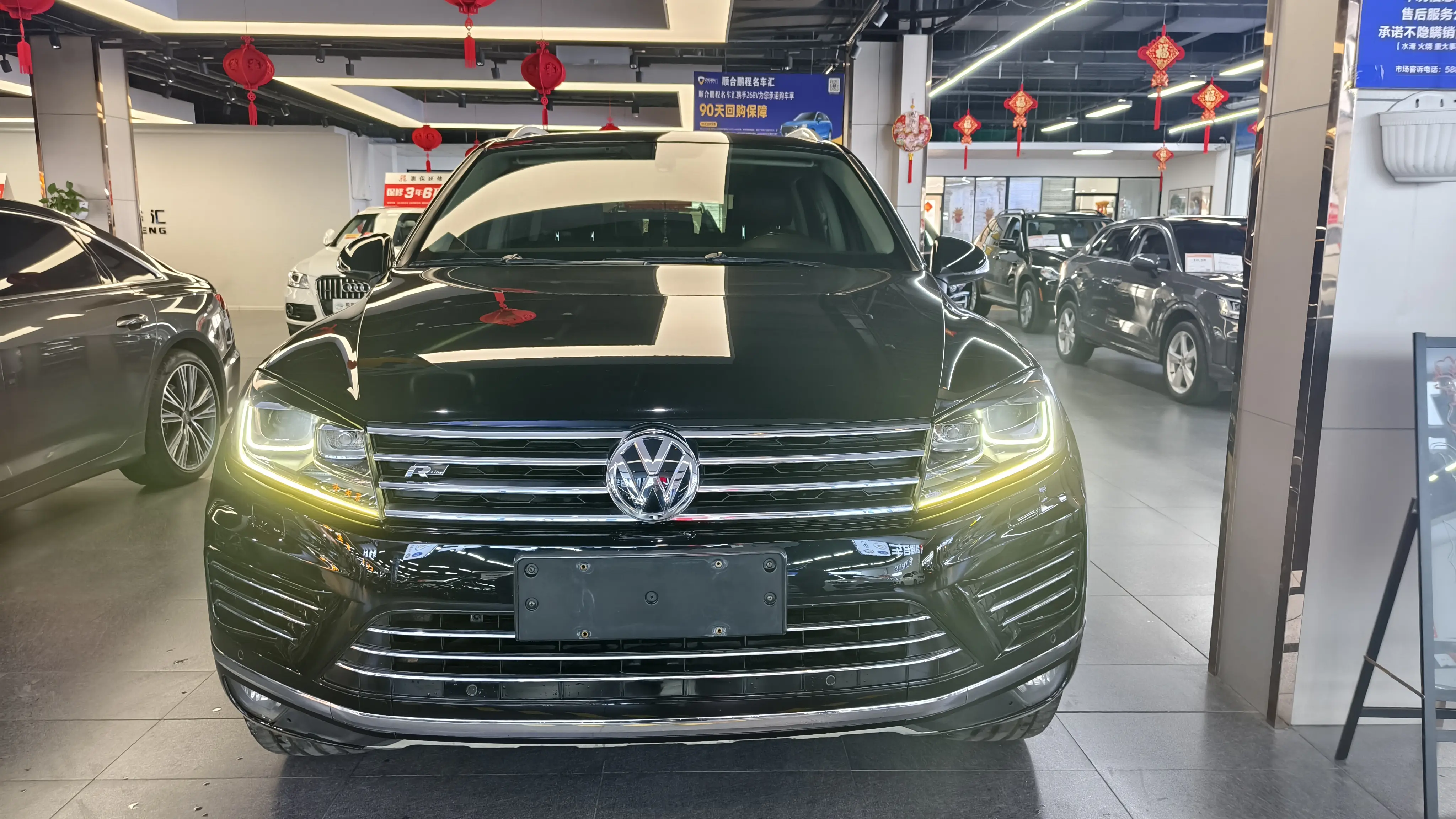 Volkswagen Touareg  из Китая