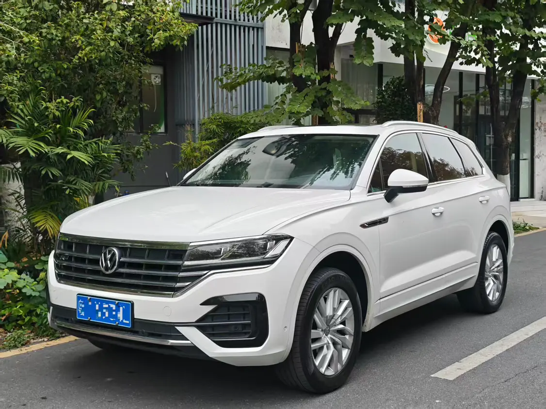 Volkswagen Touareg  из Китая