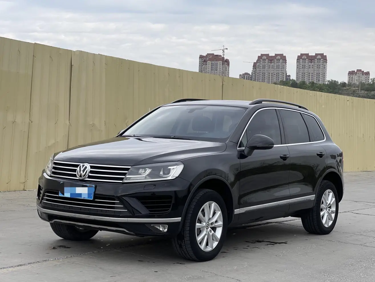 Volkswagen Touareg  из Китая