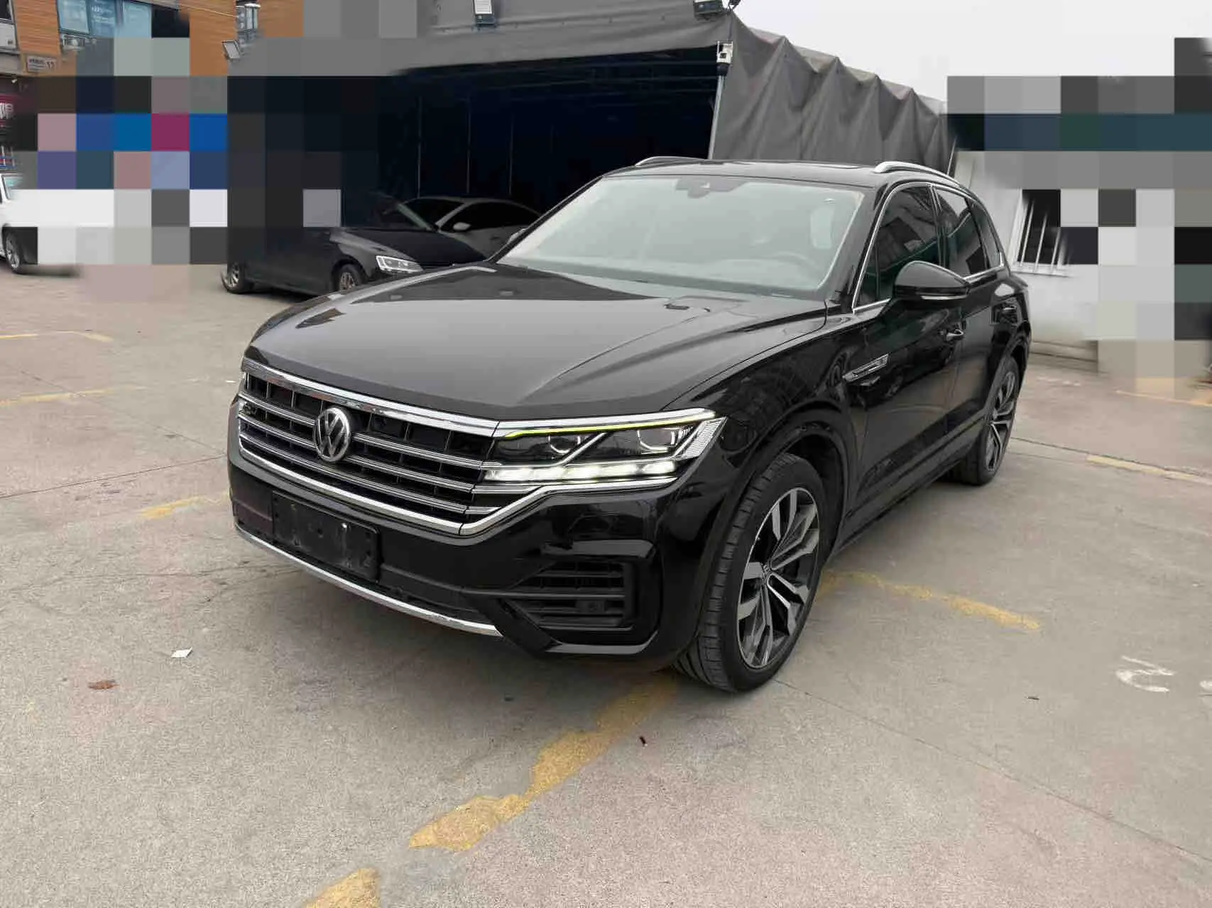 Volkswagen Touareg  из Китая