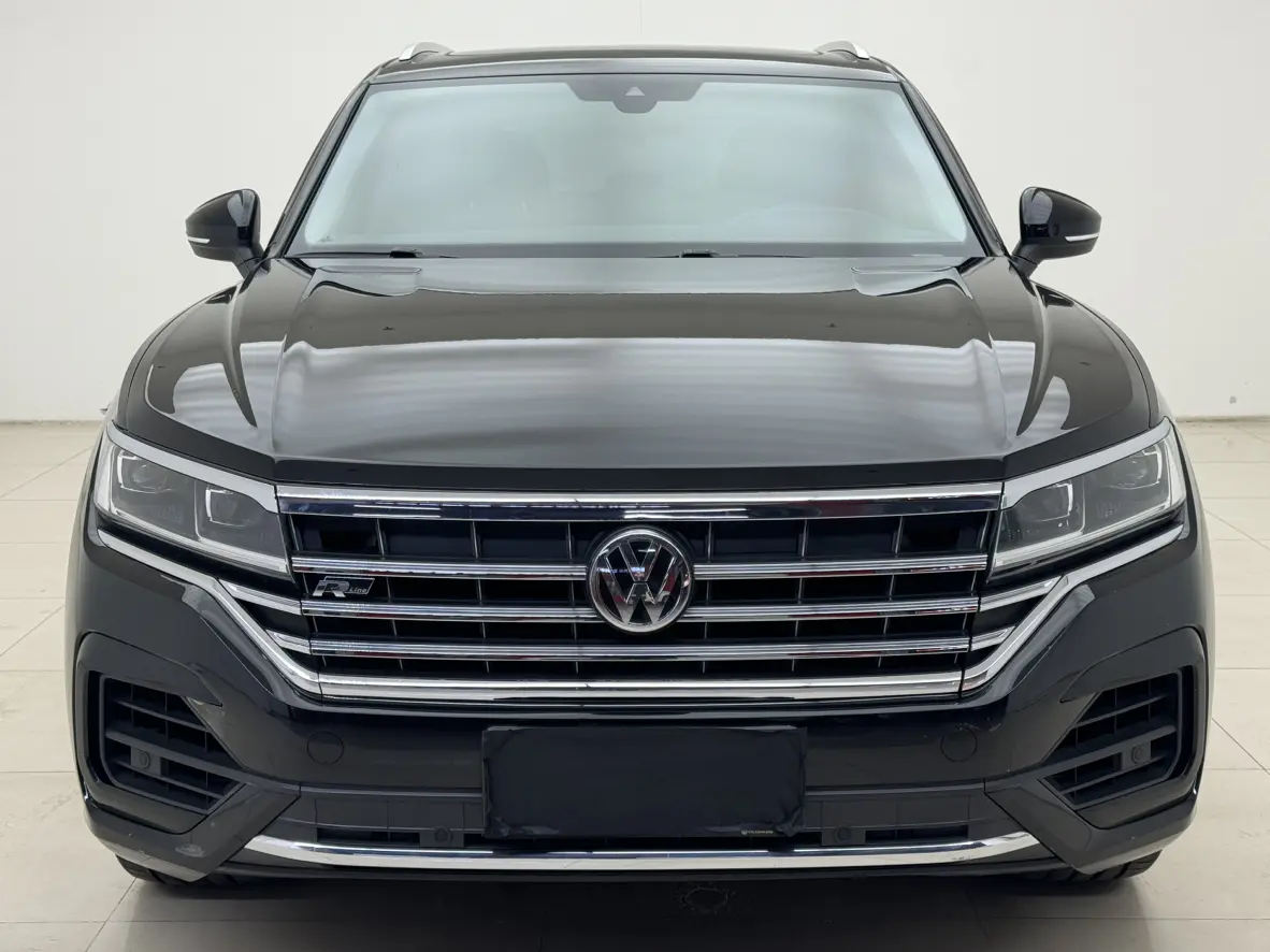 Volkswagen Touareg  из Китая