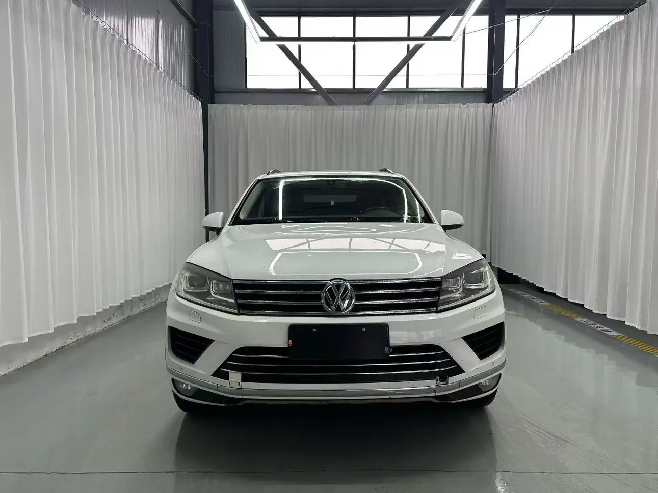 Volkswagen Touareg  из Китая
