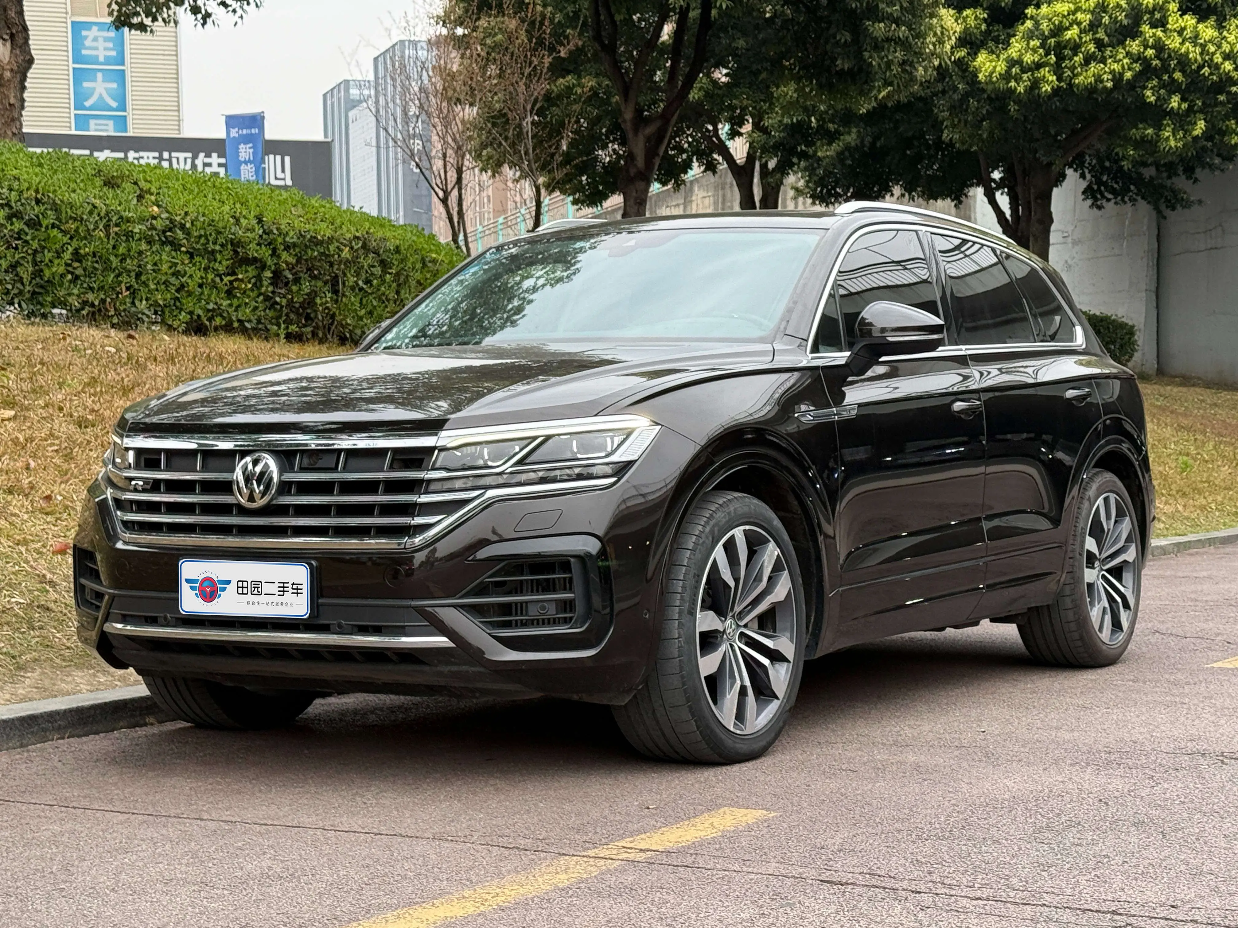 Volkswagen Touareg  из Китая