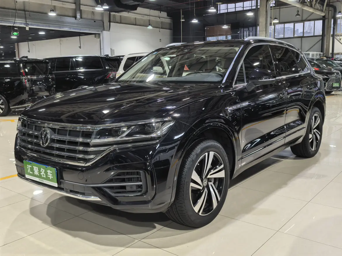 Volkswagen Touareg  из Китая
