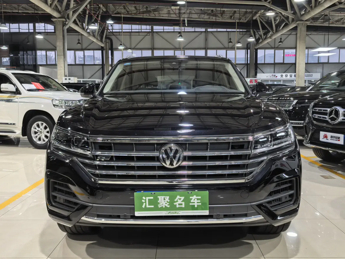Volkswagen Touareg  из Китая