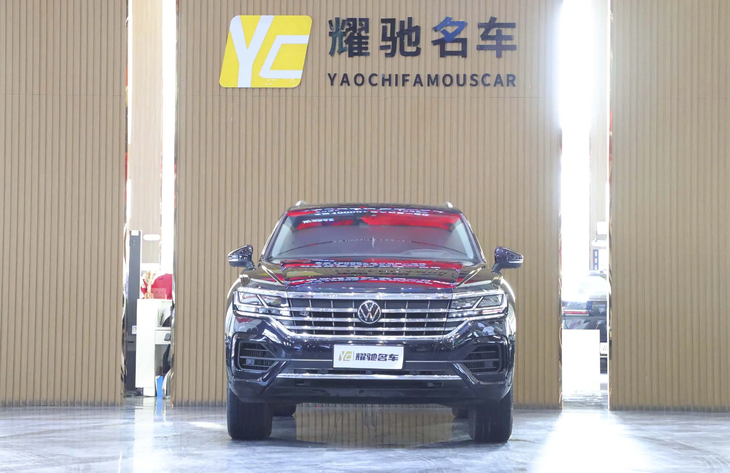 Volkswagen Touareg  из Китая