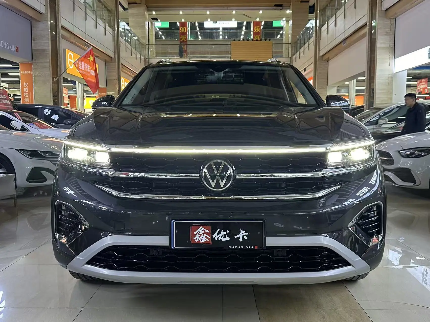 Volkswagen Talagon (Lan Jing)  из Китая