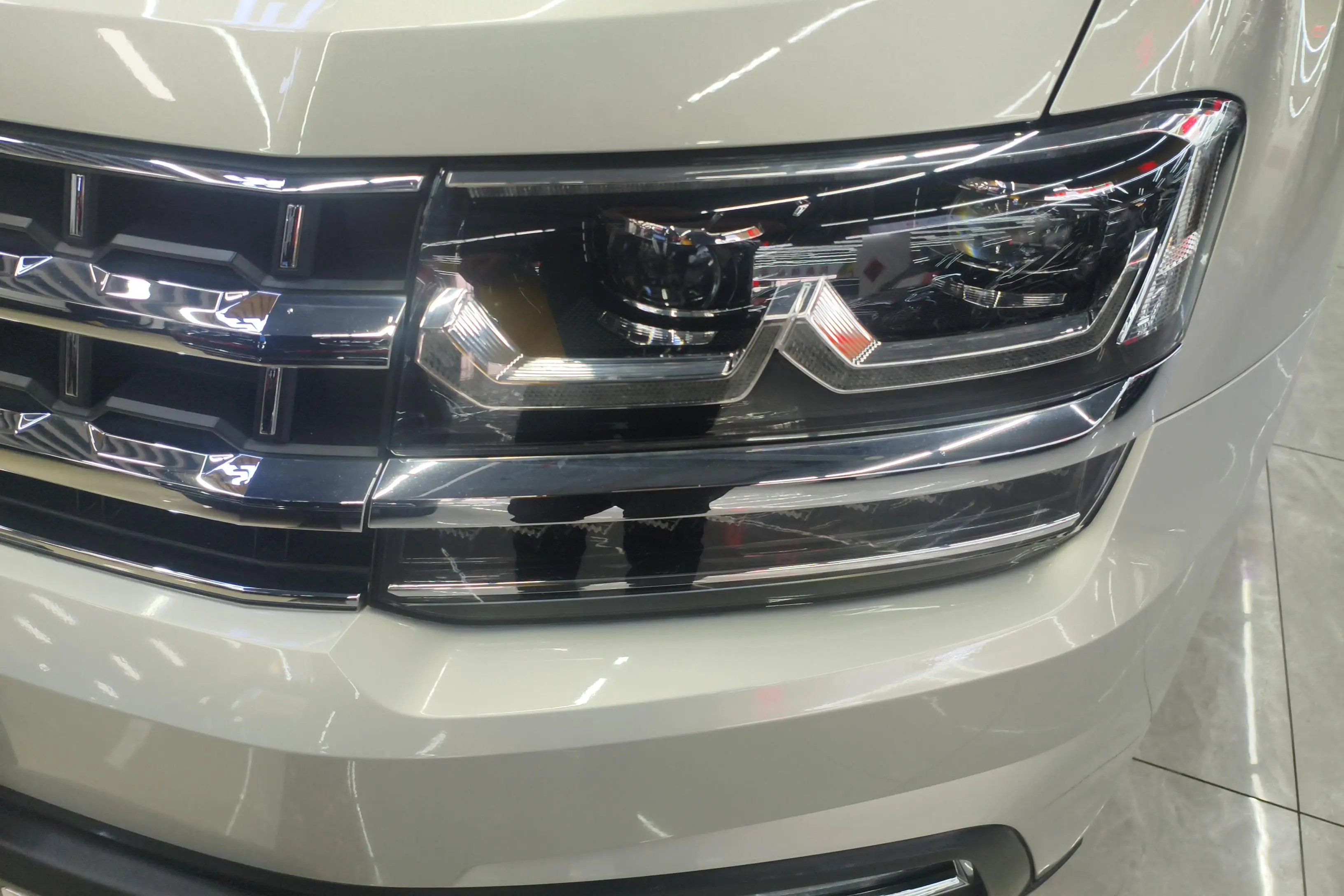 Volkswagen Teramont  из Китая