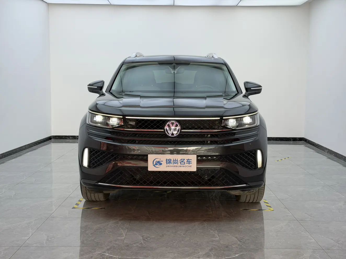 Volkswagen Patrol  из Китая