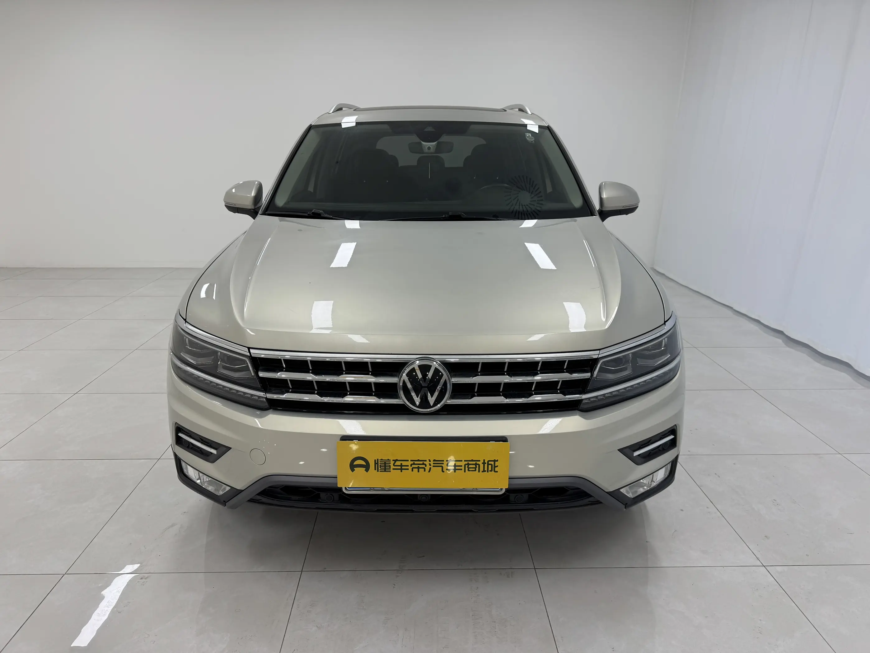Volkswagen Tiguan L  из Китая