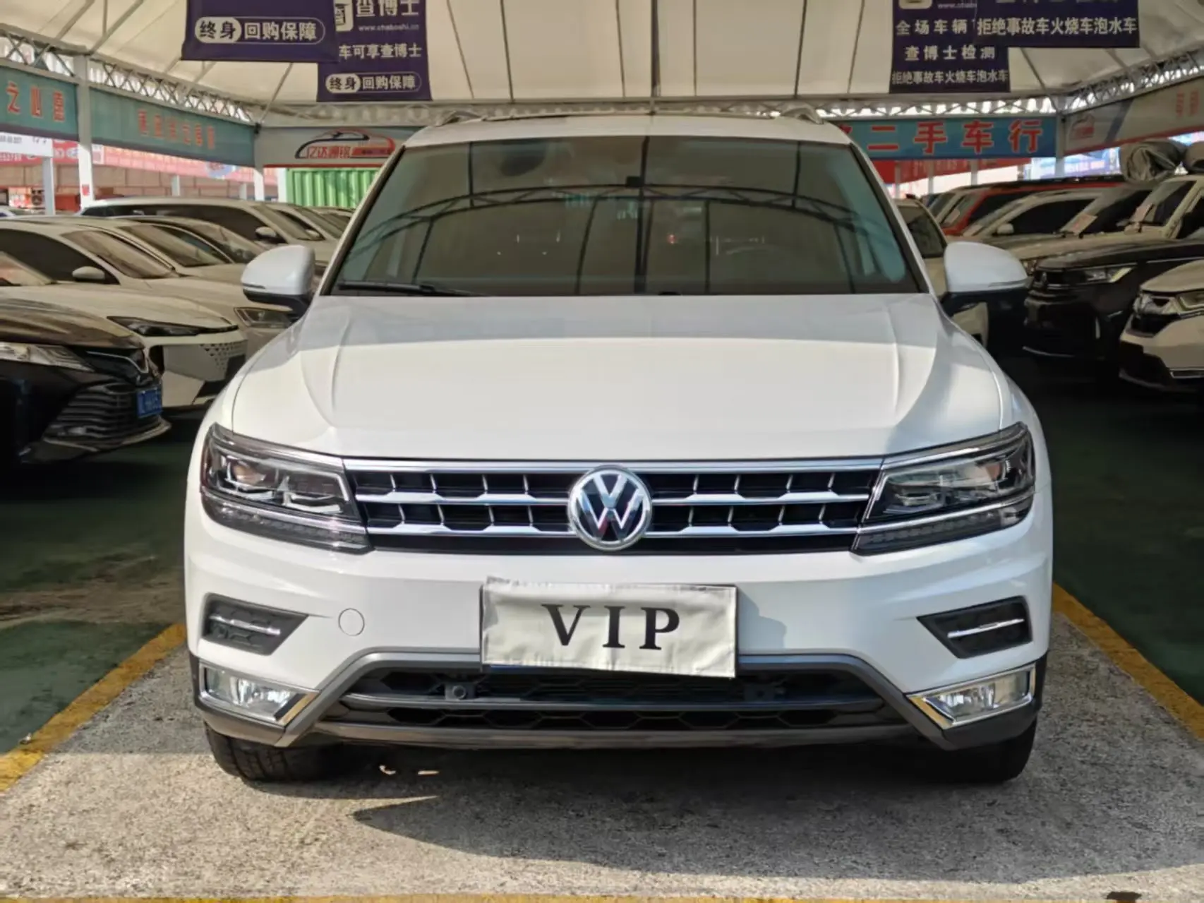 Volkswagen Tiguan L  из Китая