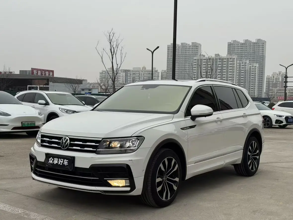 Volkswagen Tiguan L  из Китая