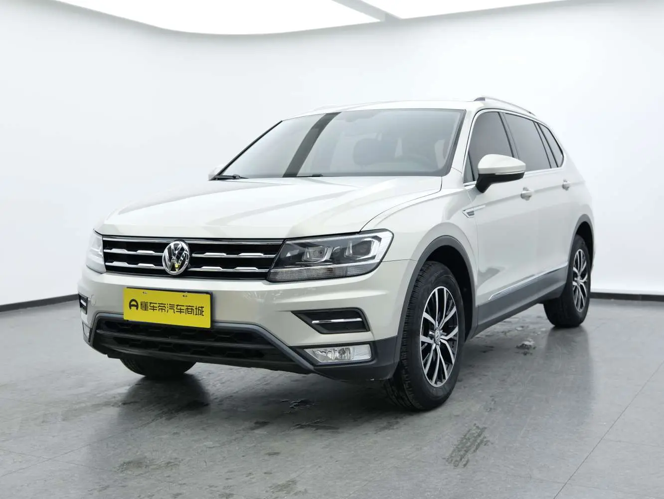 Volkswagen Tiguan L  из Китая