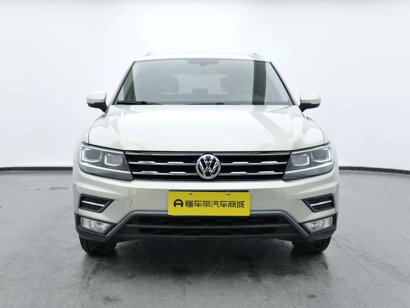 Volkswagen Tiguan L  из Китая