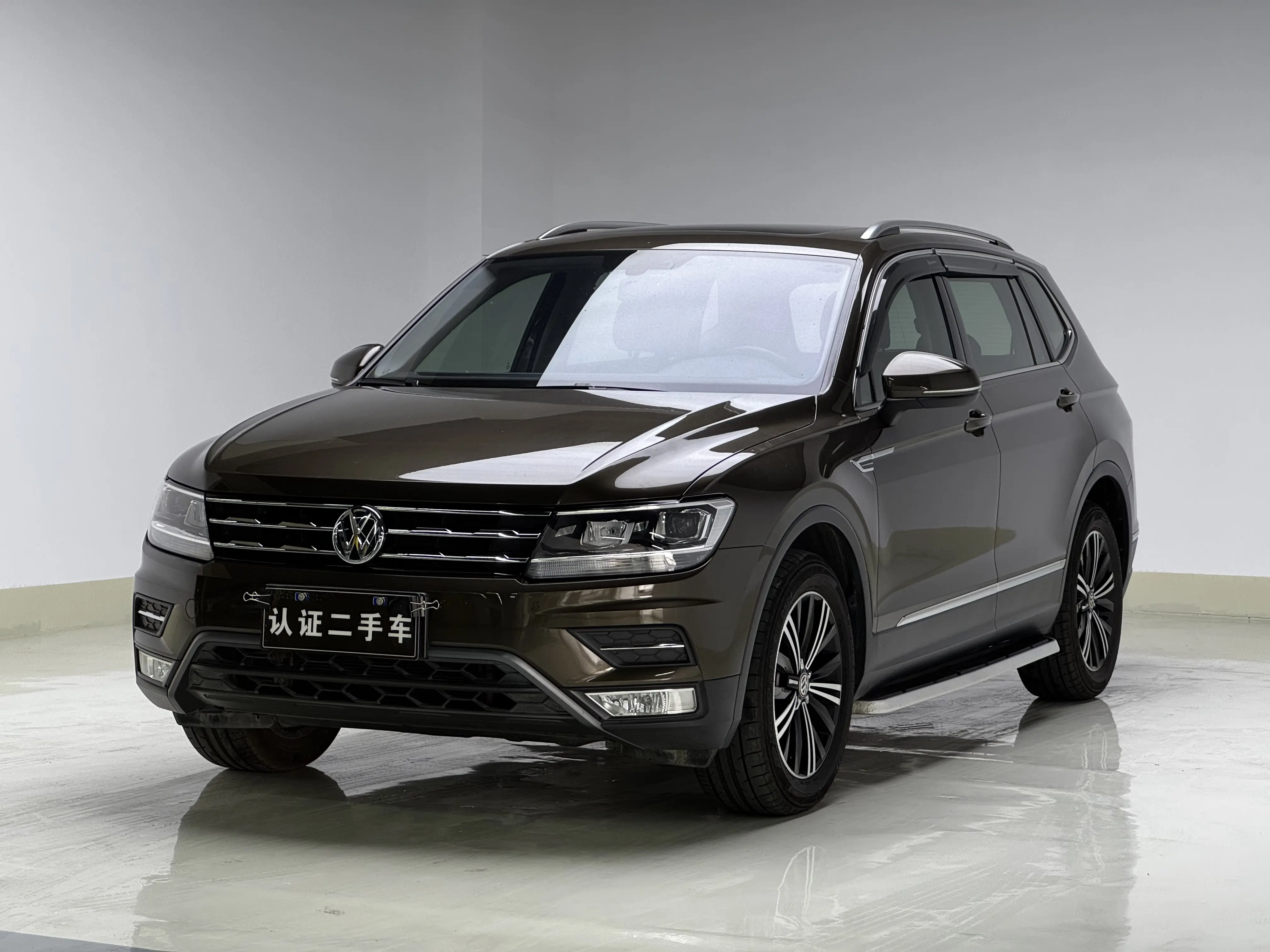 Volkswagen Tiguan L  из Китая