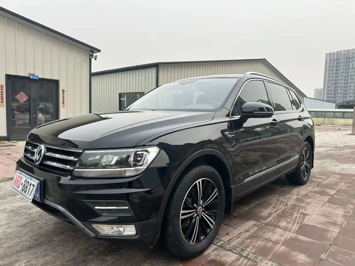 Volkswagen Tiguan L  из Китая