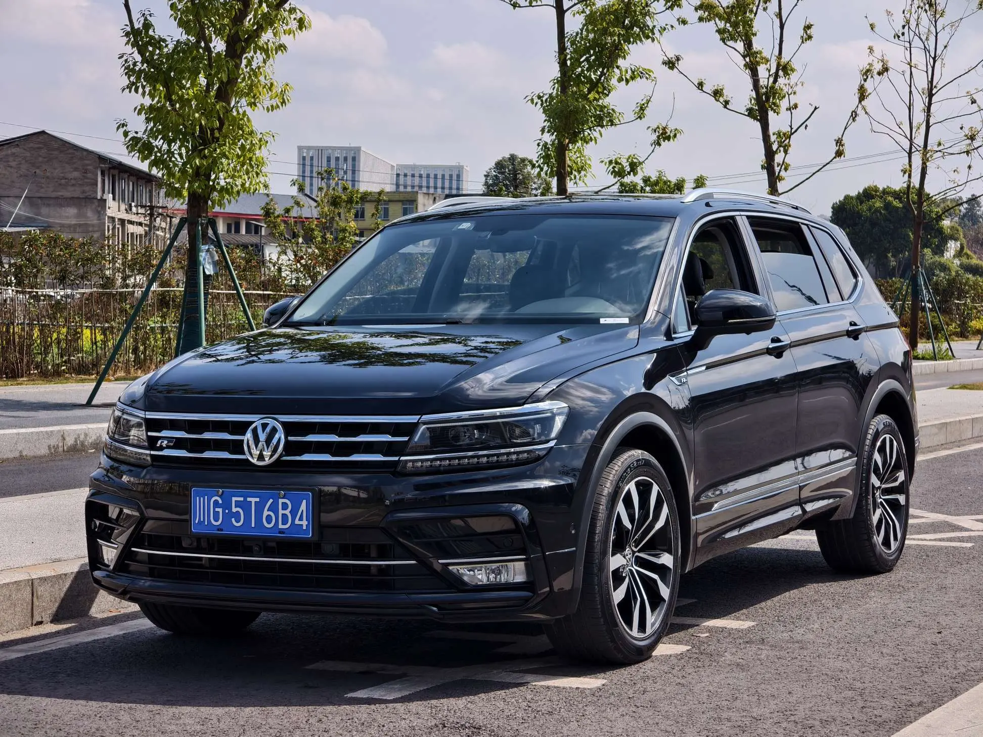 Volkswagen Tiguan L  из Китая