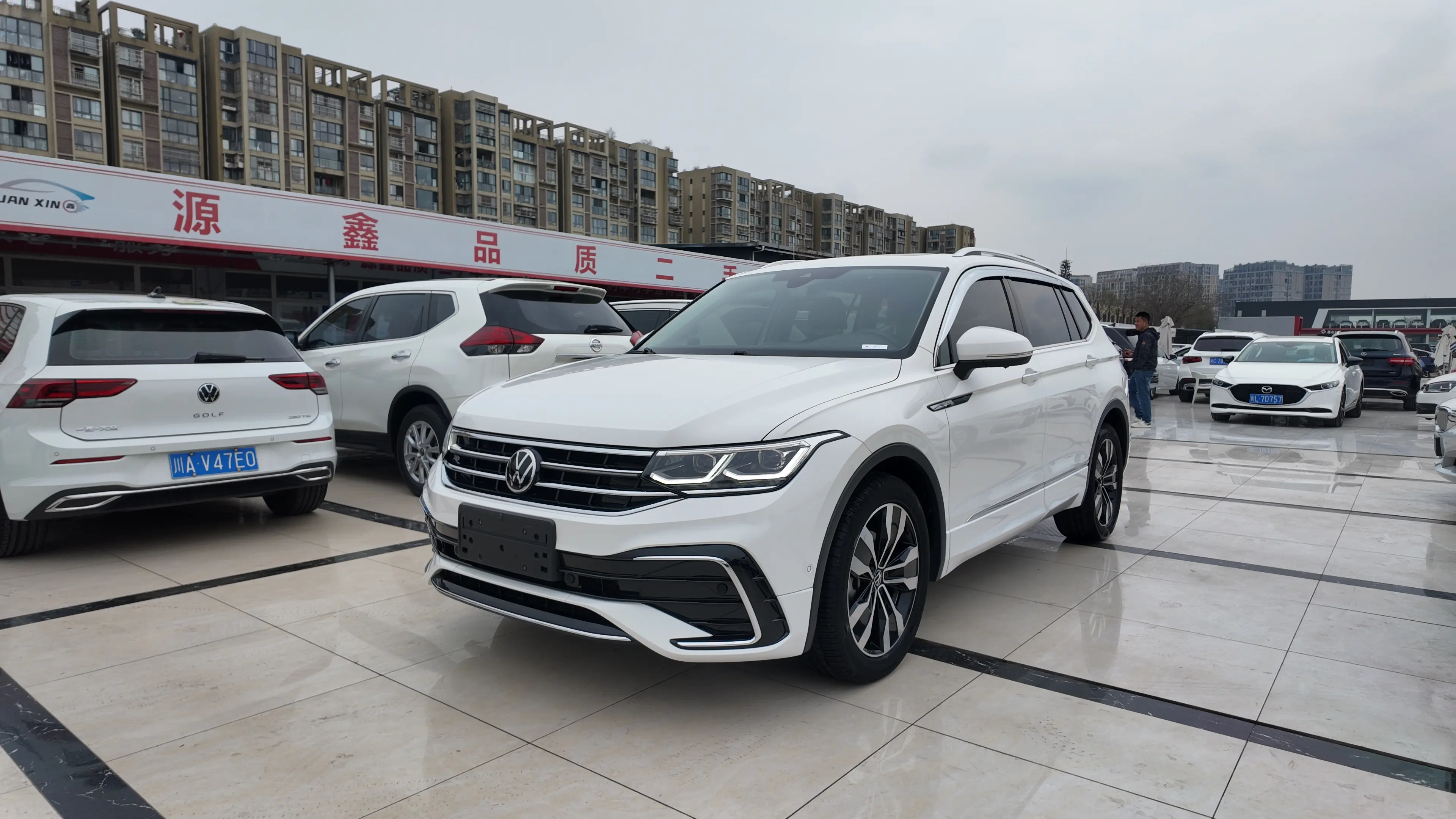 Volkswagen Tiguan L  из Китая