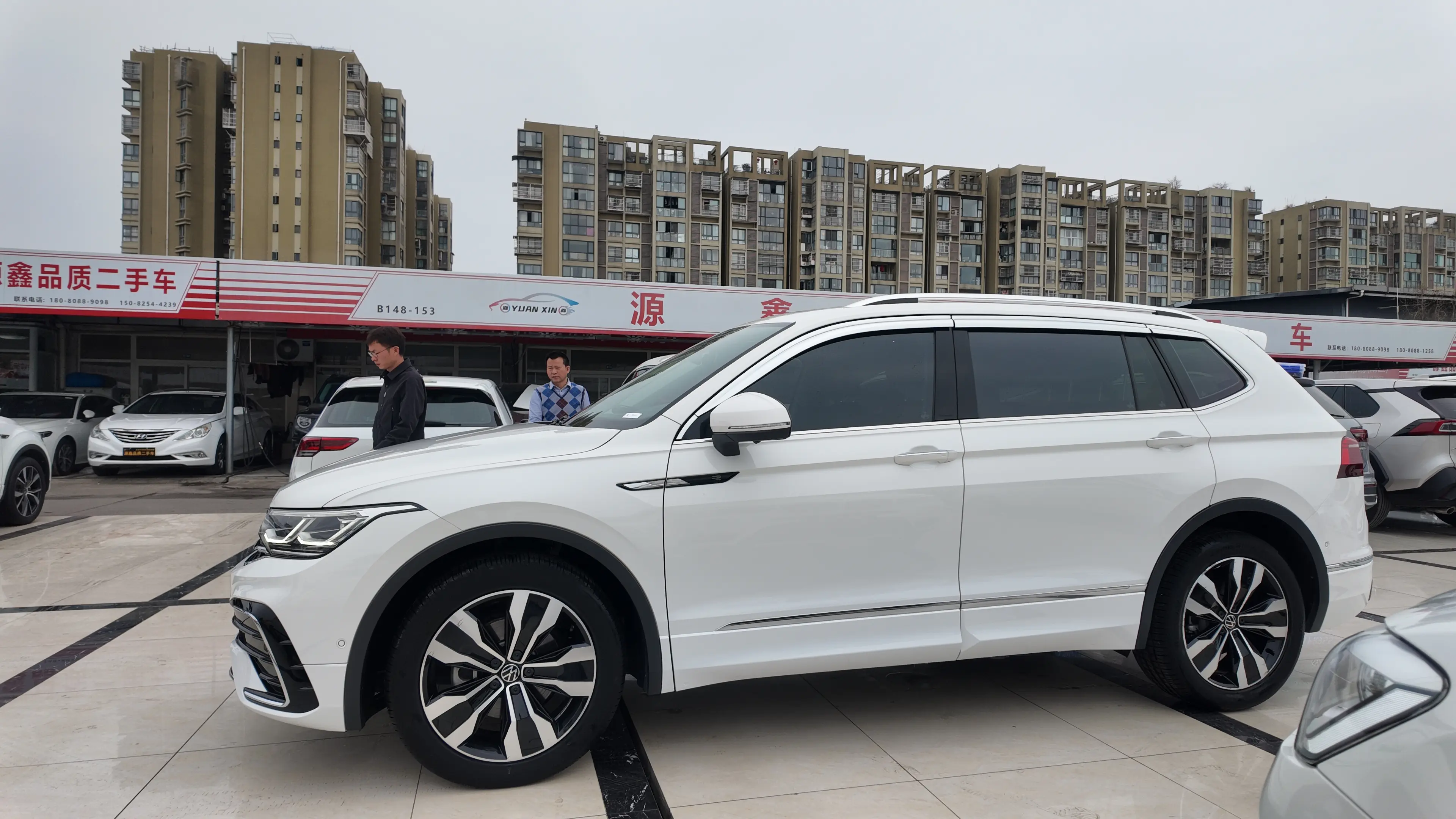 Volkswagen Tiguan L  из Китая