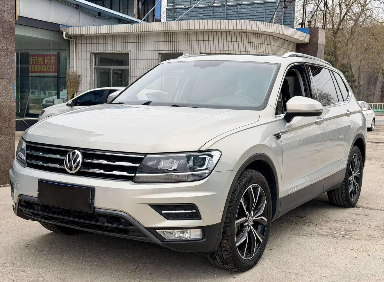 Volkswagen Tiguan L  из Китая