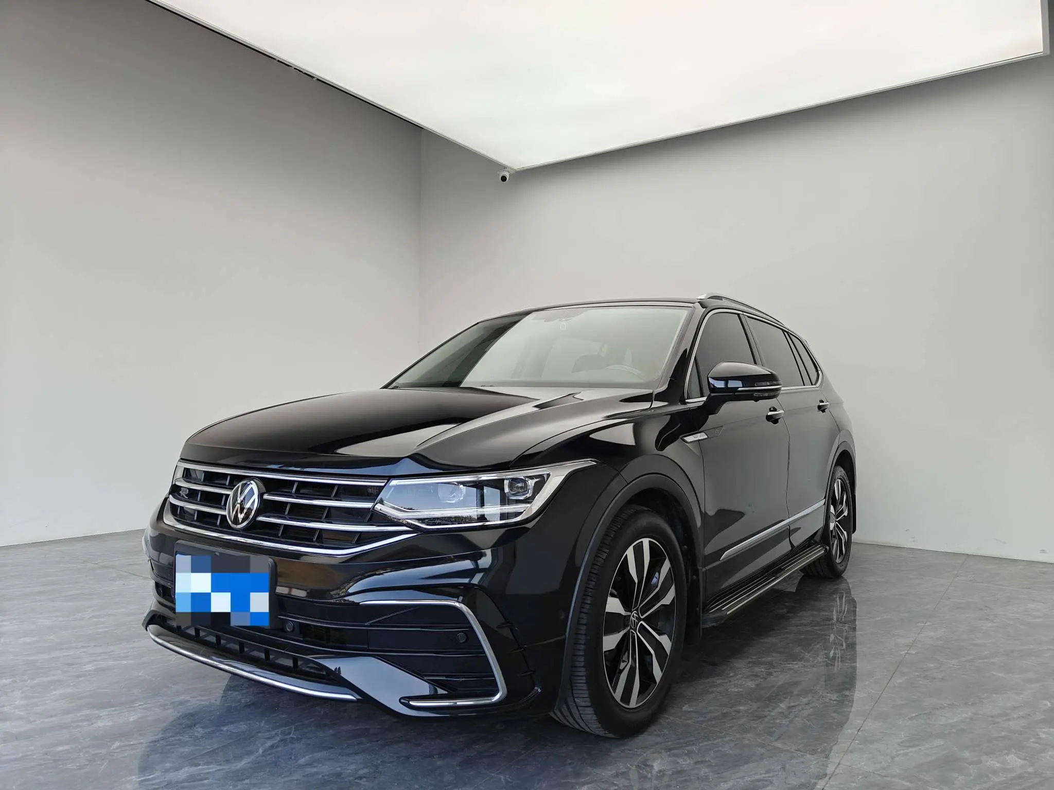 Volkswagen Tiguan L  из Китая