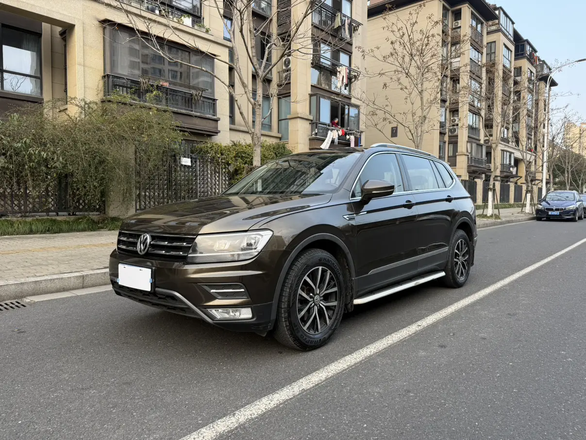 Volkswagen Tiguan L  из Китая