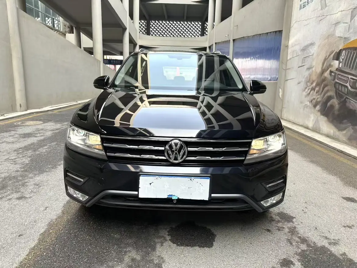 Volkswagen Tiguan L  из Китая