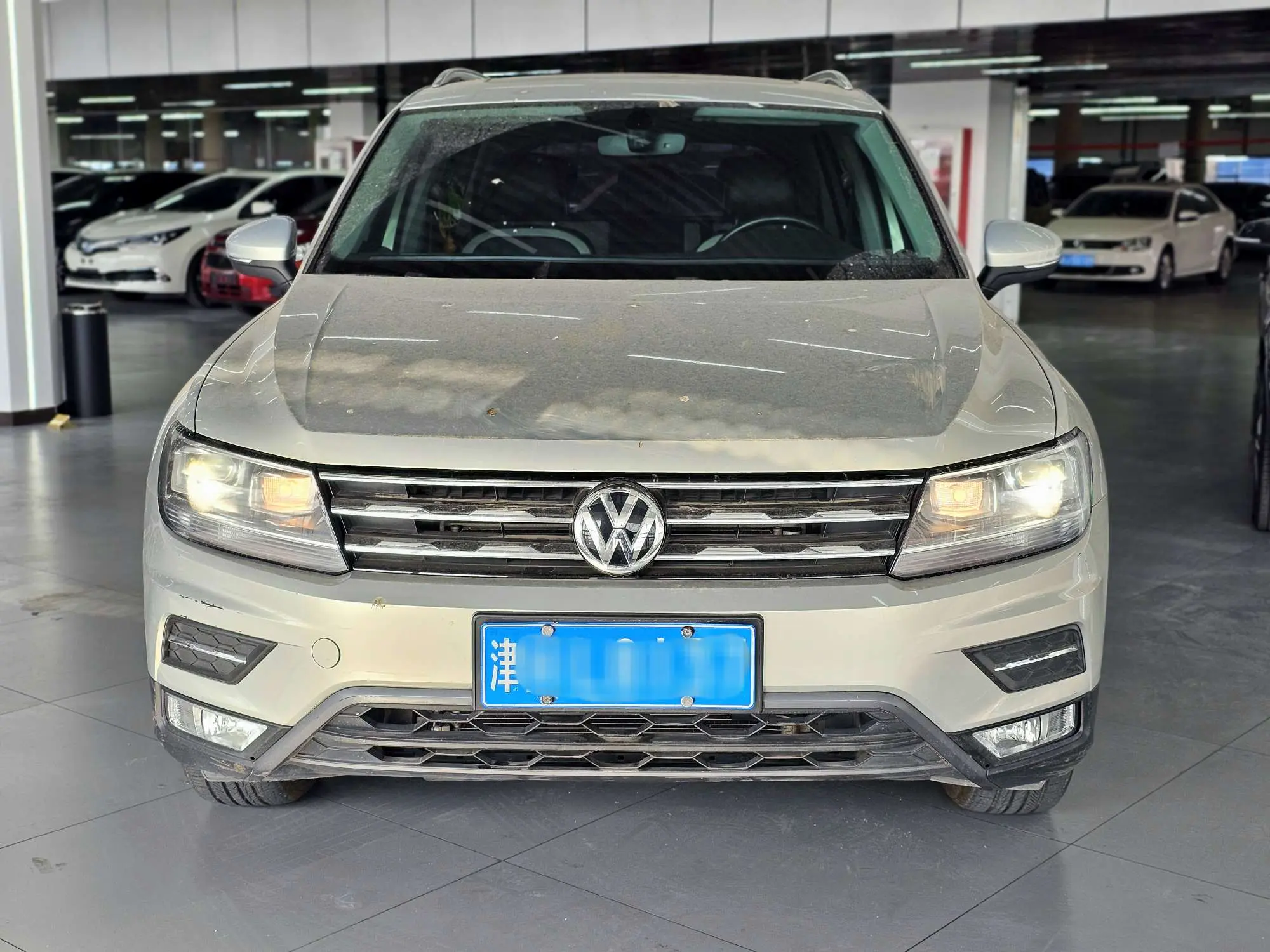 Volkswagen Tiguan L  из Китая