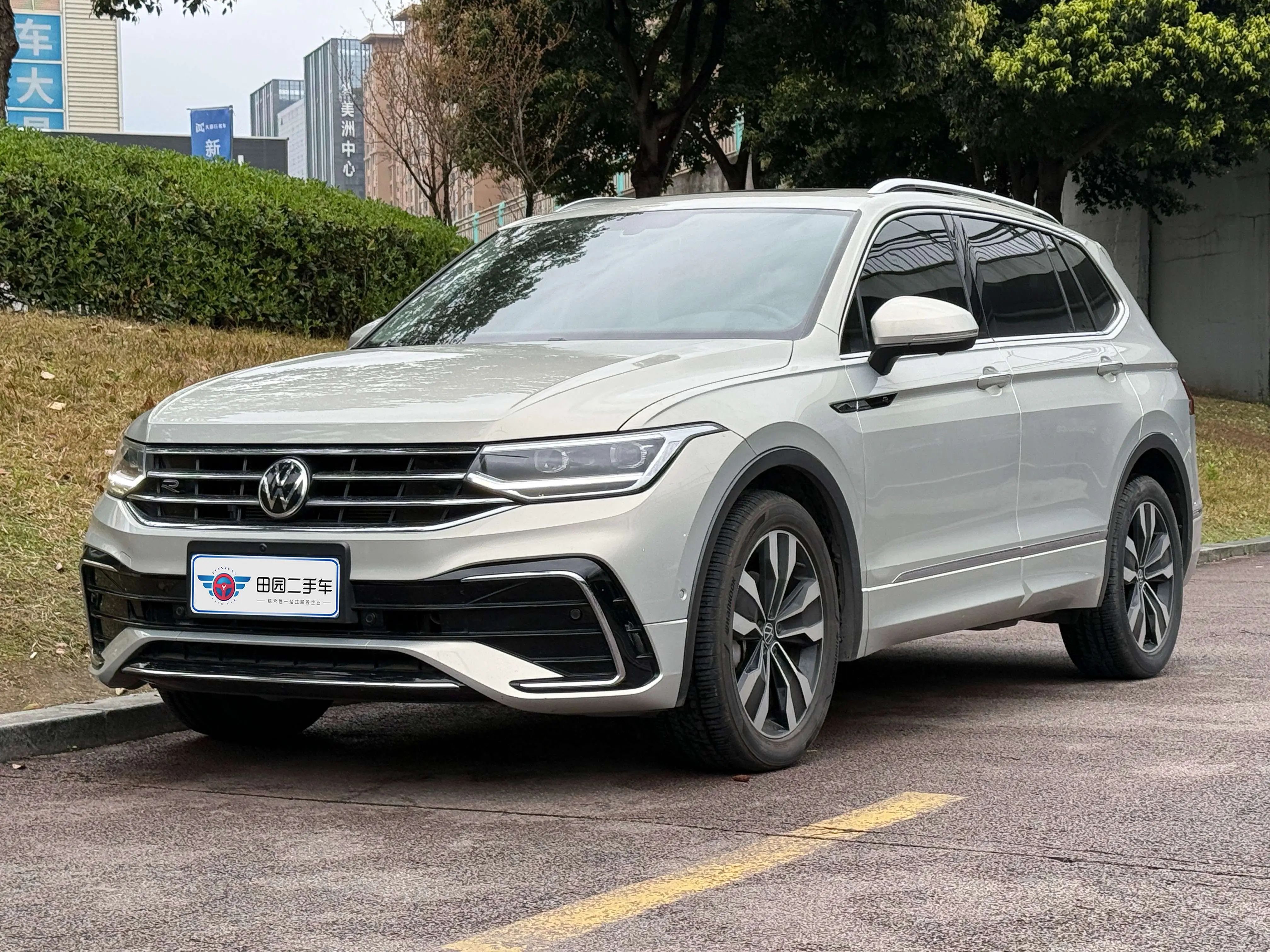 Volkswagen Tiguan L  из Китая
