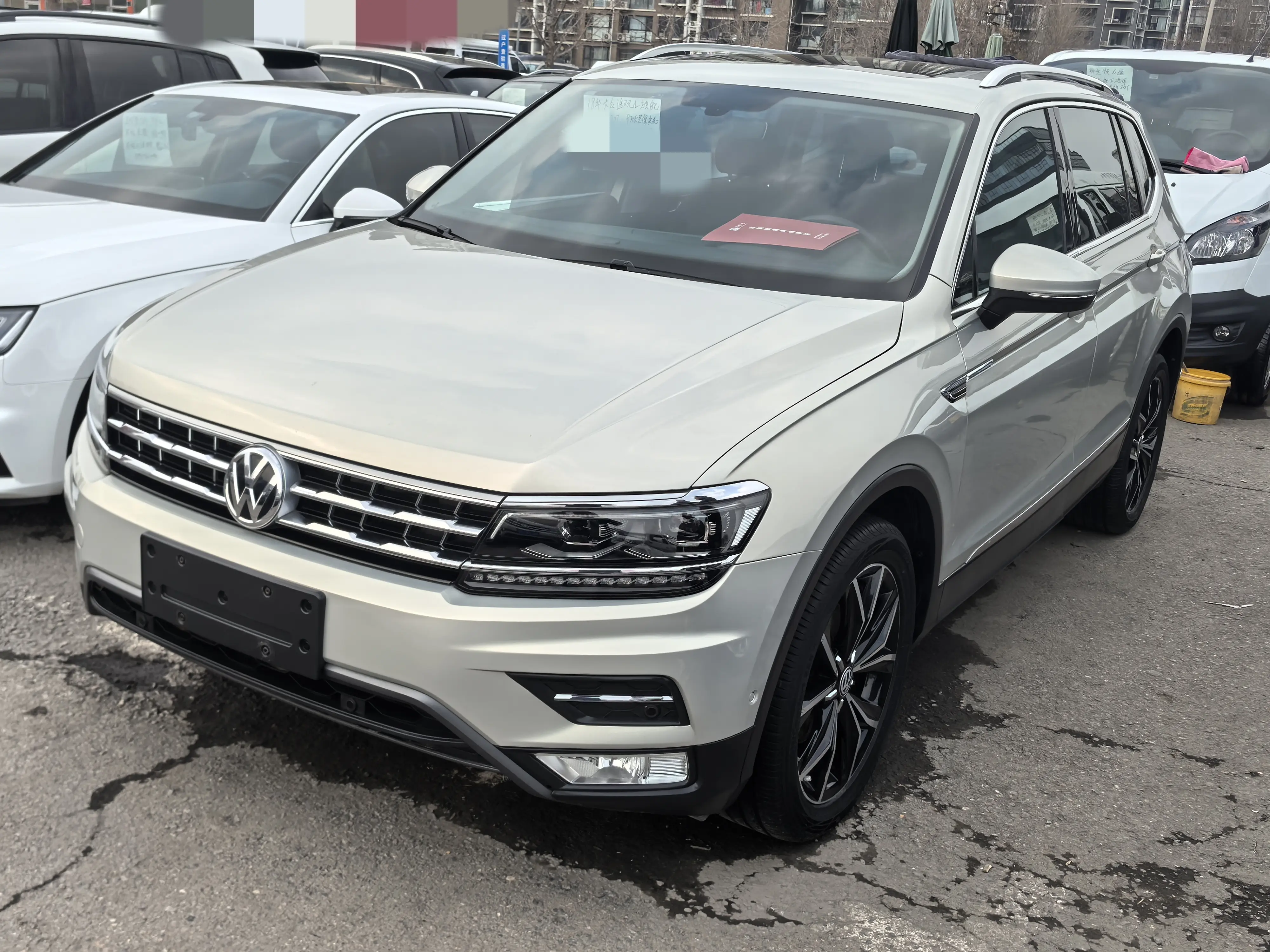 Volkswagen Tiguan L  из Китая