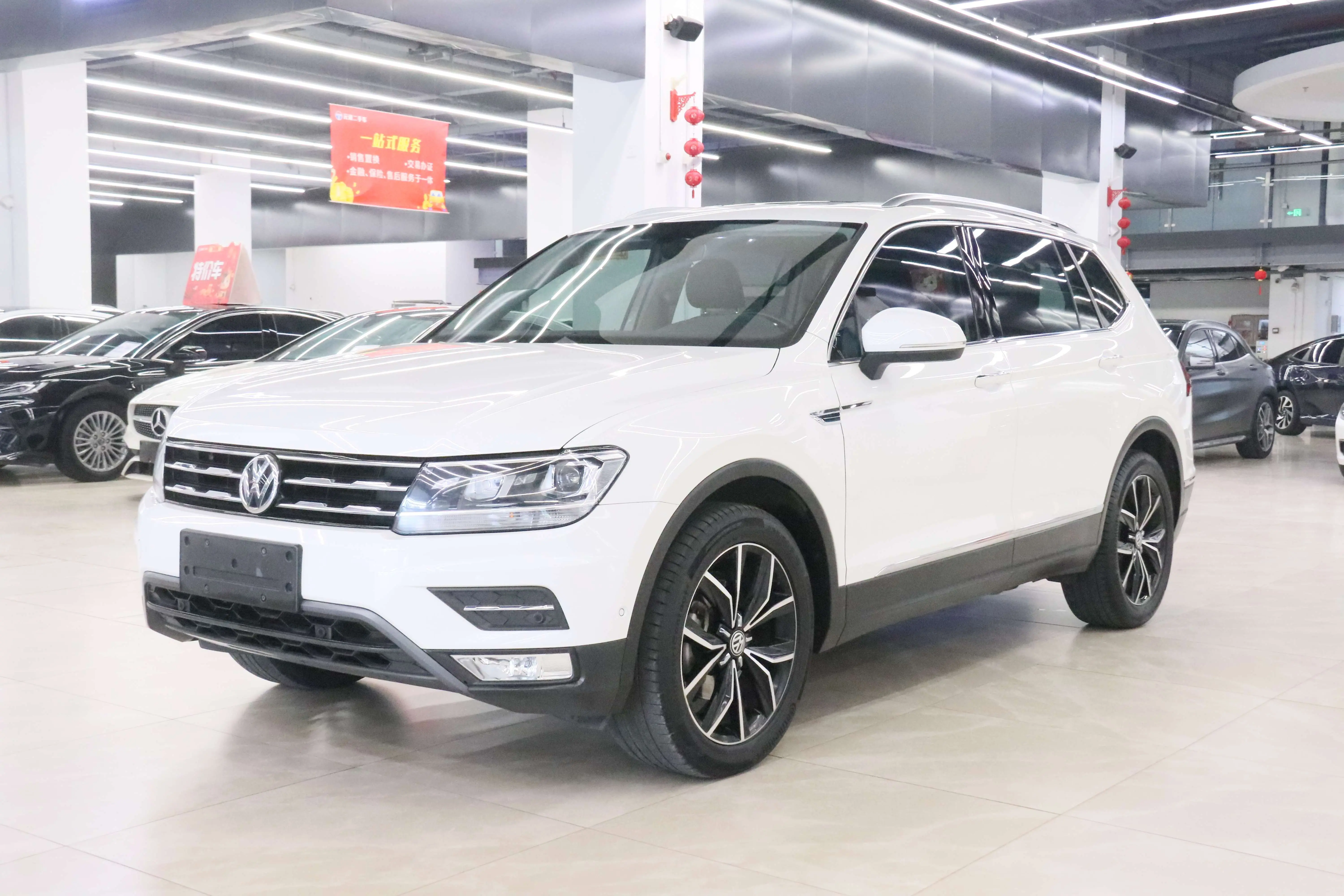 Volkswagen Tiguan L  из Китая