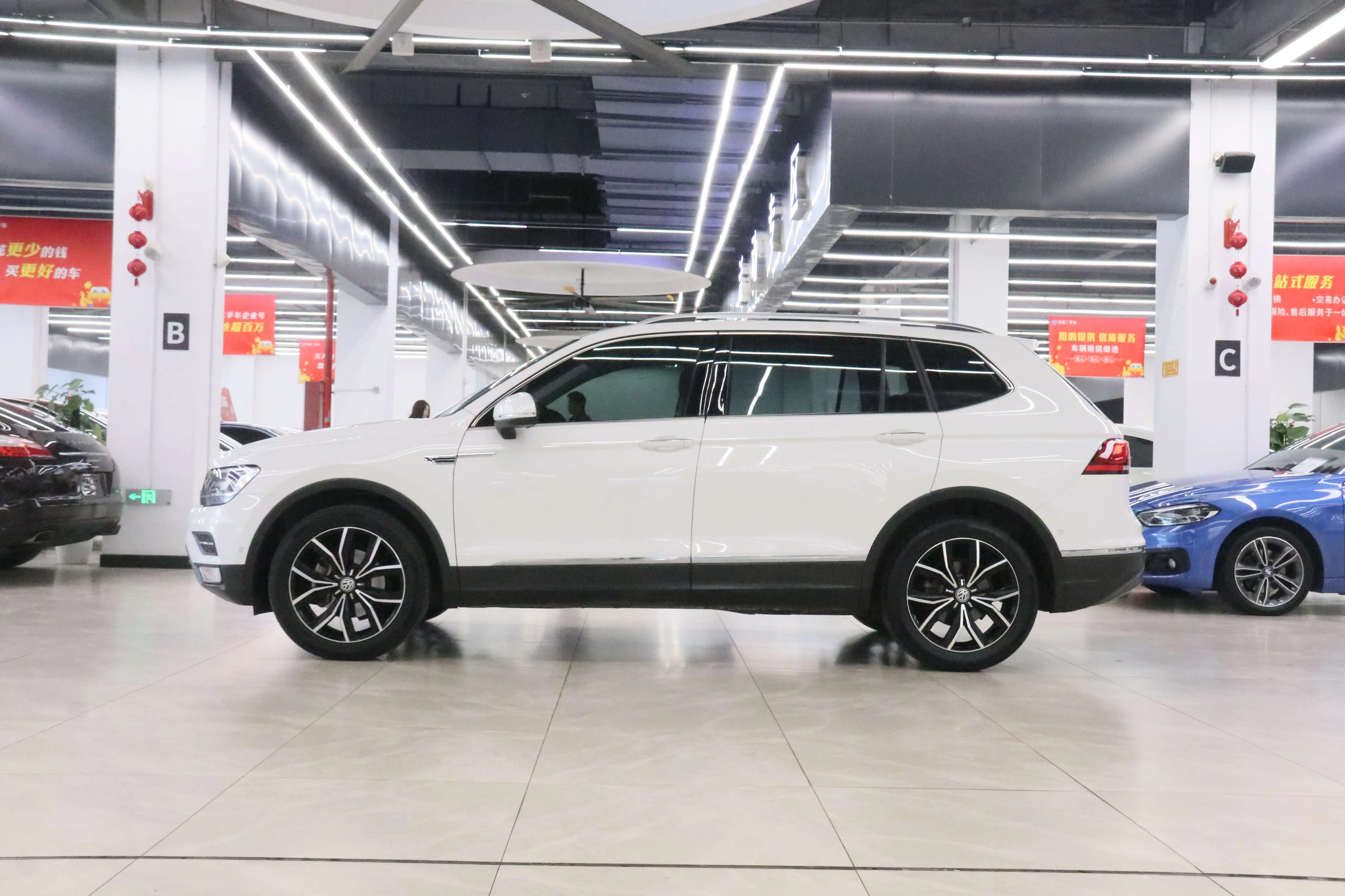 Volkswagen Tiguan L  из Китая