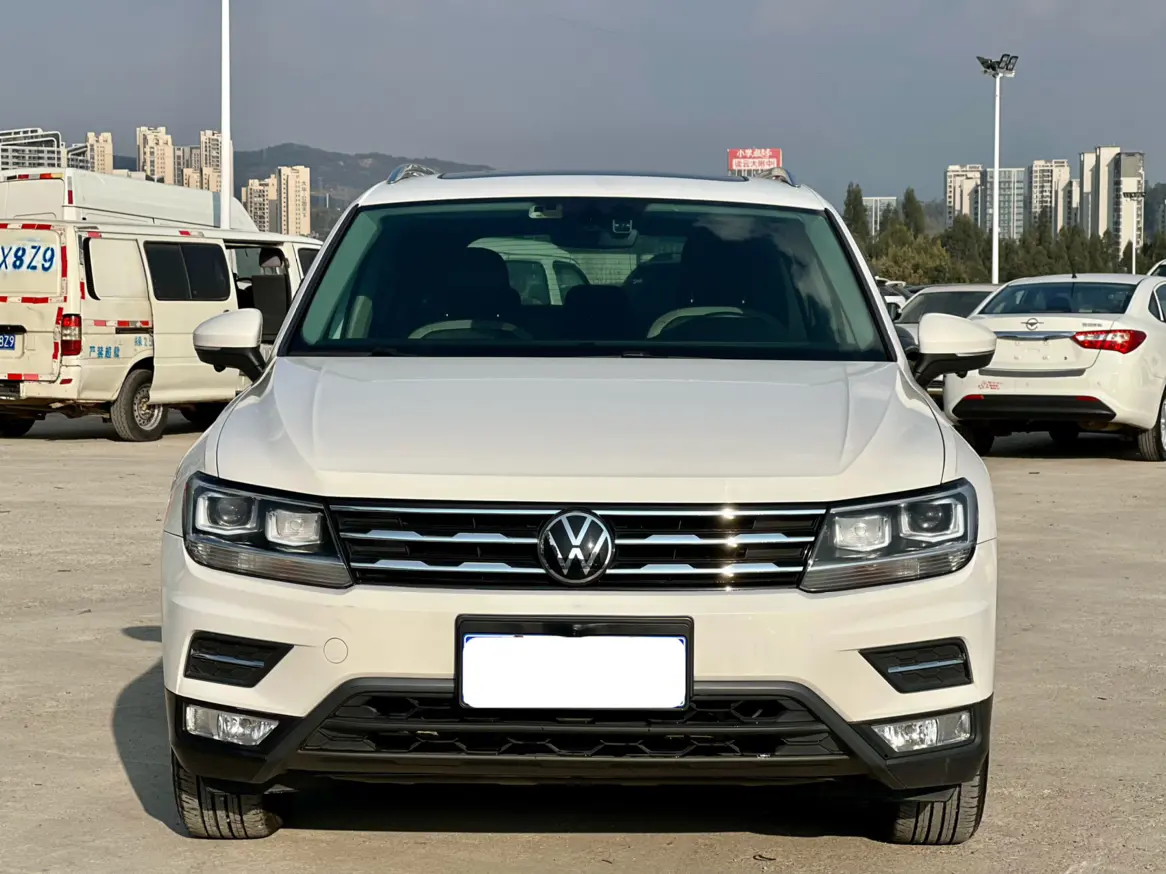 Volkswagen Tiguan L  из Китая