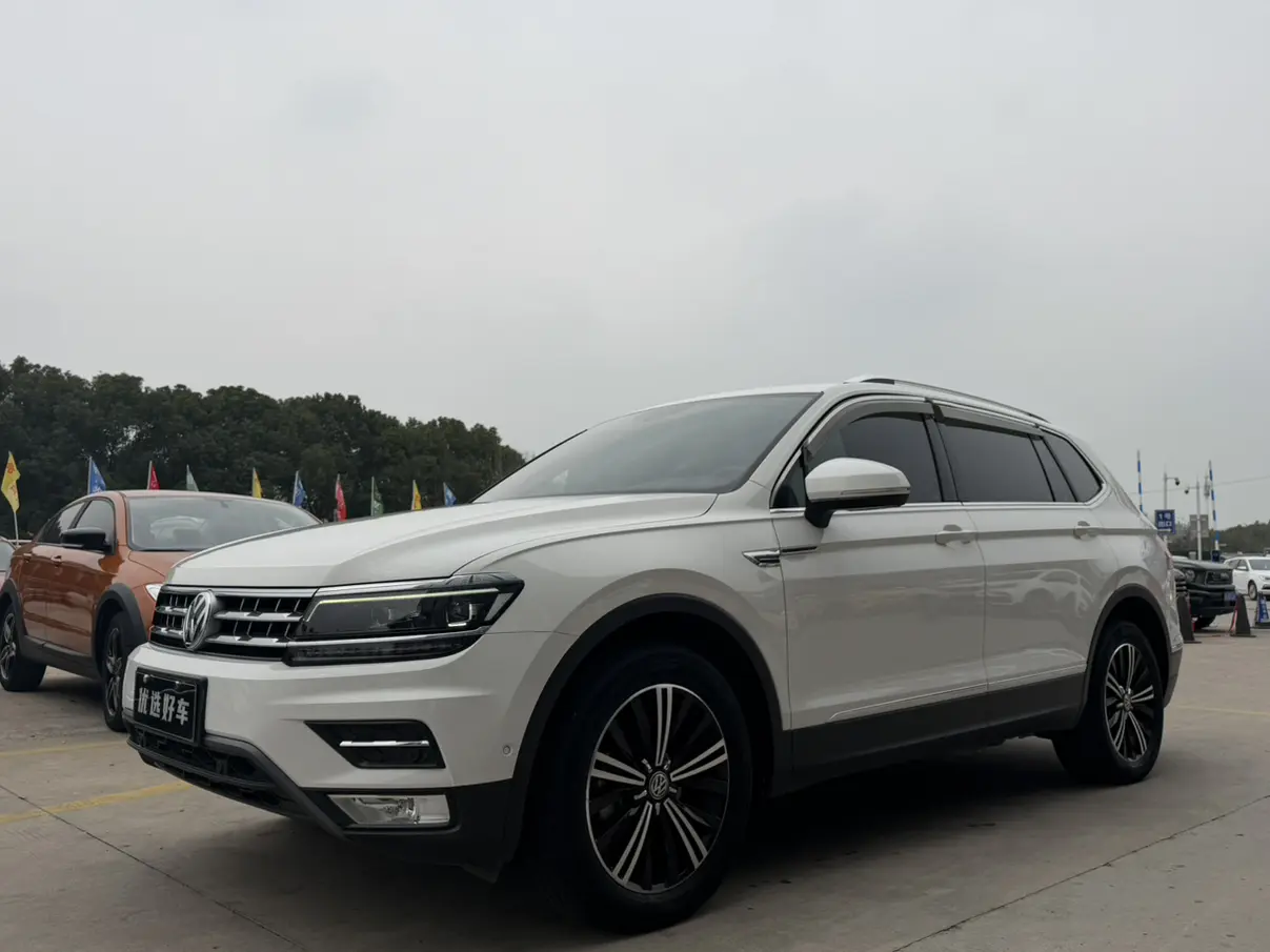 Volkswagen Tiguan L  из Китая