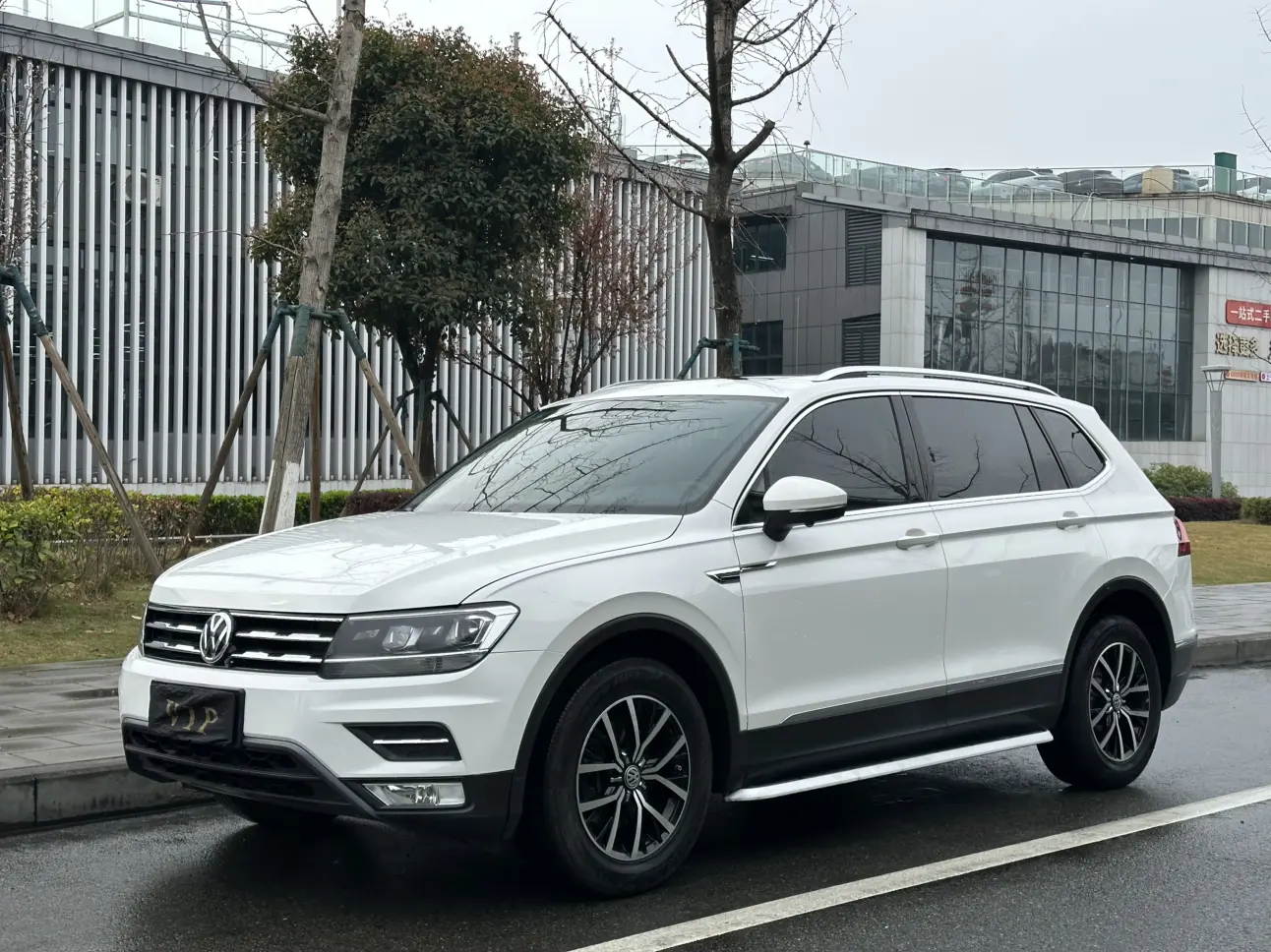 Volkswagen Tiguan L  из Китая