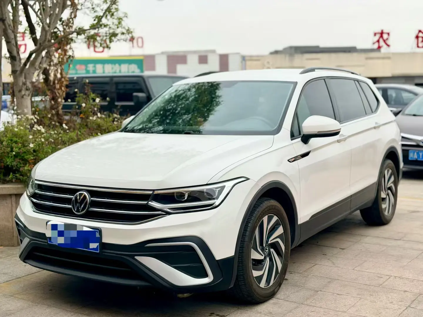 Volkswagen Tiguan L  из Китая