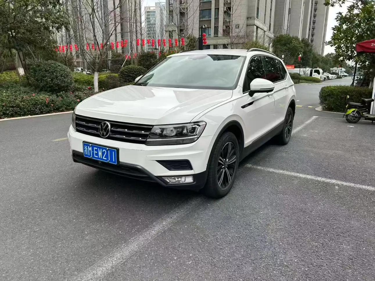 Volkswagen Tiguan L  из Китая
