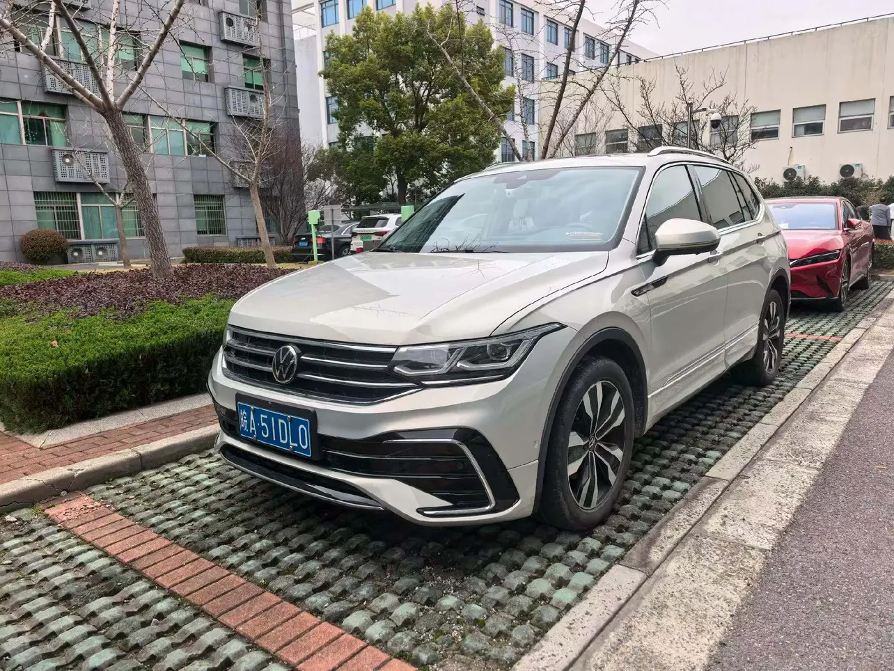 Volkswagen Tiguan L  из Китая