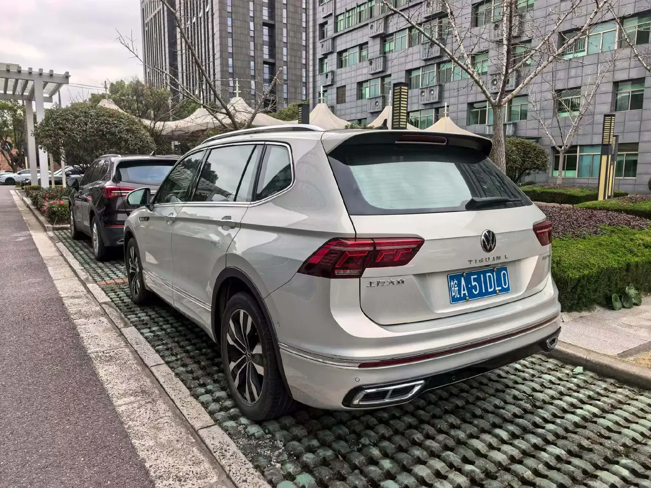 Volkswagen Tiguan L  из Китая